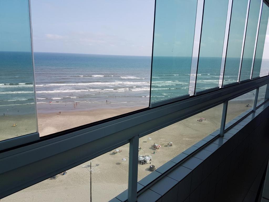 Pedacinho do céu - Frente ao Mar +Varanda Gourmet Praia Grande  Esterno foto